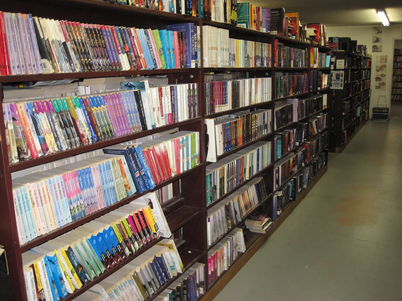 Linda's Used Books business photo